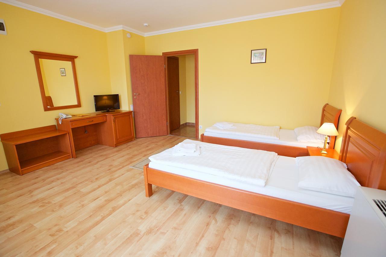 Hotel Járja Hajduszoboszlo Exterior foto